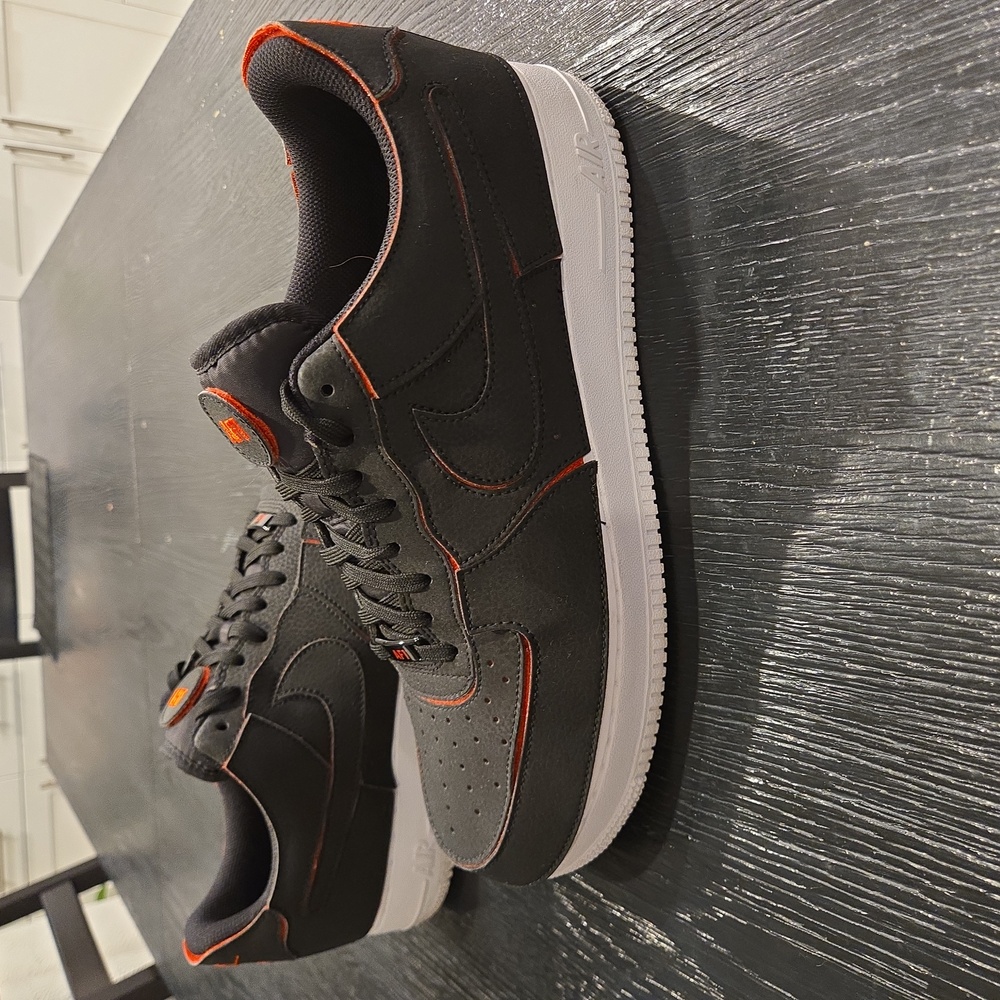 Nike Air Force 1 Low Leather/Velcro (Mens 12) Lightly Used